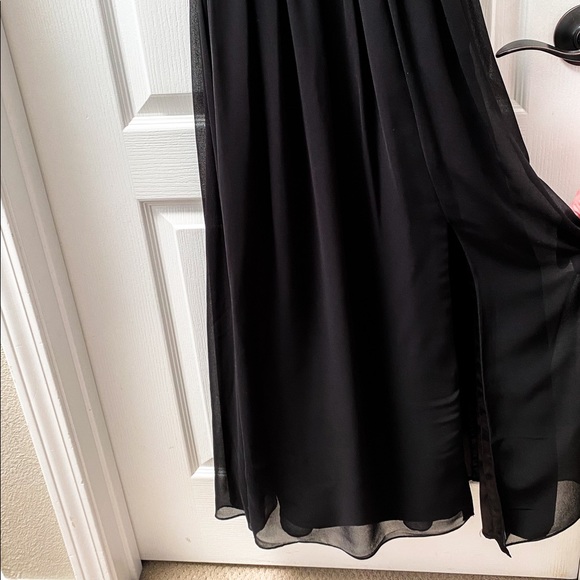 Aqua Dresses Black Chiffon and Silver Sequin Dress Size 0 - Picture 3 of 4